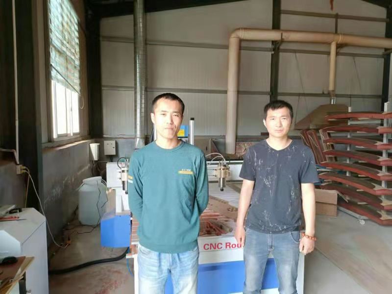 山東菏澤1325木工雕刻機(圖1) 山東菏澤1325木工雕刻機(圖1)