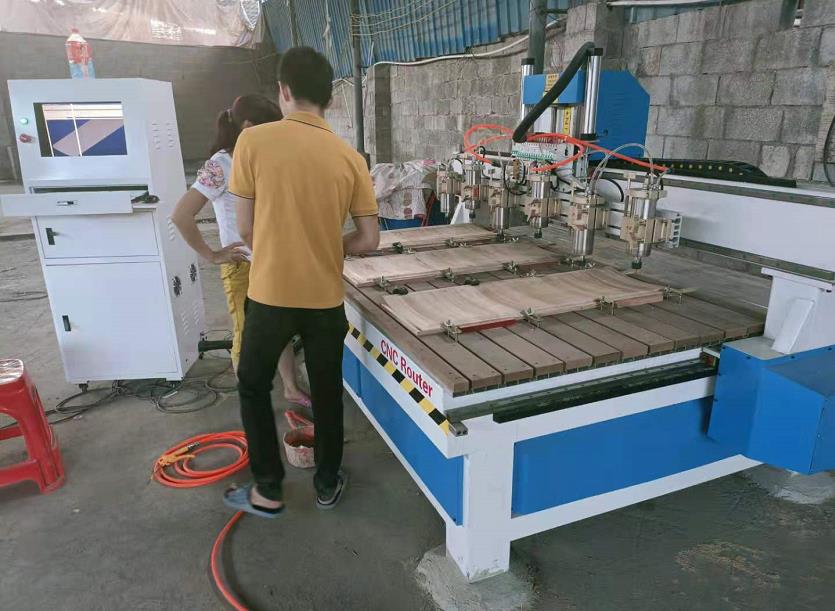 廣西1812一拖六木工雕刻機(圖2) 廣西1812一拖六木工雕刻機(圖2)